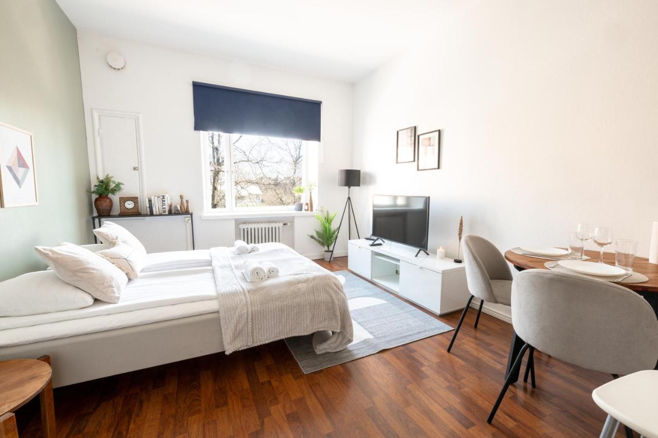 2Ndhomes Cozy Helsinki Center Studio With Park View Exterior photo